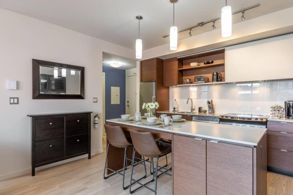 Clean 3Rd Floor Executive 1 Bedroom Apt In Old Town China Town Victoria Esterno foto